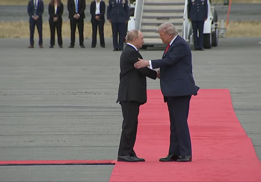 (VIDEO) ALJASKA U CENTRU PAŽNJE Putin i Tramp ipak neće razgovarati nasamo, a svijet čeka ishod najvažnijeg političkog sastanka današnjice