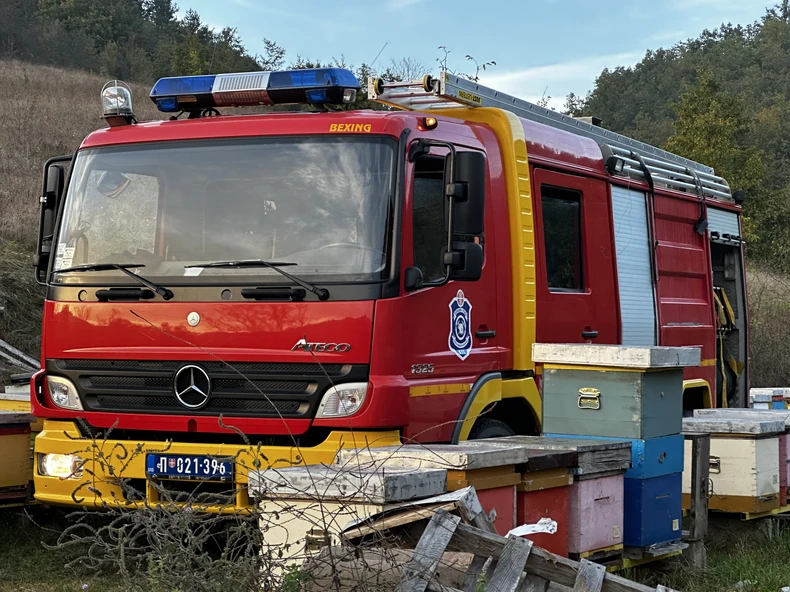 Jezivi detalji požara: Krov kuće se srušio na NEPOKRETNOG muškarca (68), naložena hitna istraga  