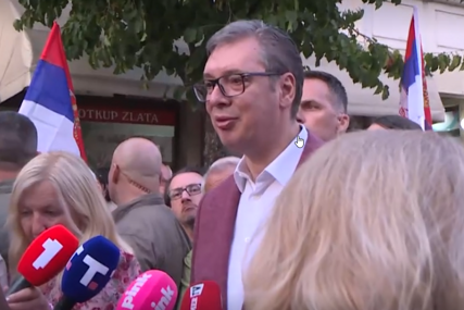 (FOTO) "Moj poziv na dijalog je iskren, nadam se da će prihvatiti" Skupovi protiv blokada u Srbiji,  Vučić ističe da se okupilo oko 55.000 građana