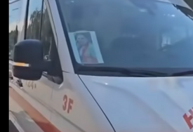 (VIDEO) "Živjeće u svakom zvuku sirene" Hitna pomoć Sarajevo se kolonom svojih vozila OPROSTILA OD MLADE DOKTORKE (33) koja je poginula u nesreći