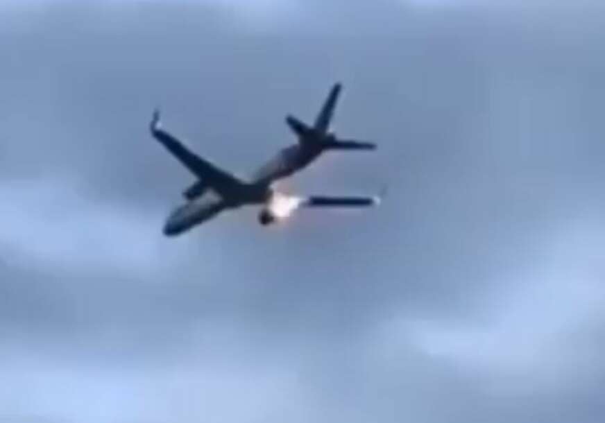 Putnički avion prinudno sletio 