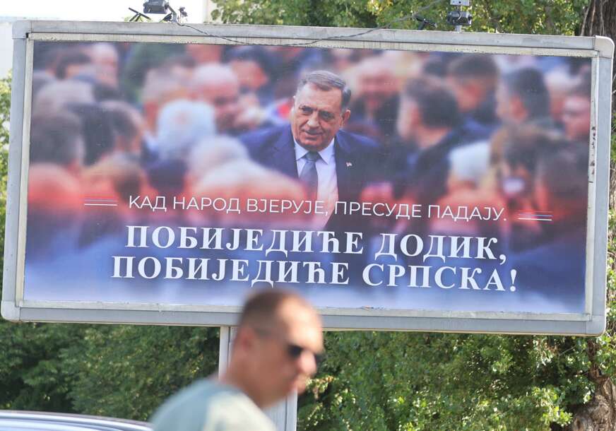 (VIDEO, FOTO) "Kad narod vjeruje, PRESUDE PADAJU" Bilbordi podrške Miloradu Dodiku osvanuli i u Banjaluci