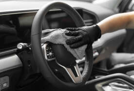 I najprljavija BLISTAĆE KAO NOVA: Ovo su 3 najbolja trika za čišćenje auto sjedišta