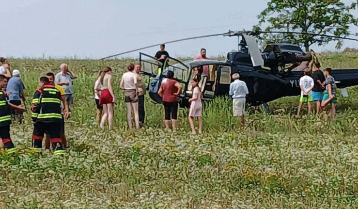(FOTO) Helikopter prinudno sletio kod Prnjavora: Oglasili se vatrogasci, pa otkrili detalje gašenja požara