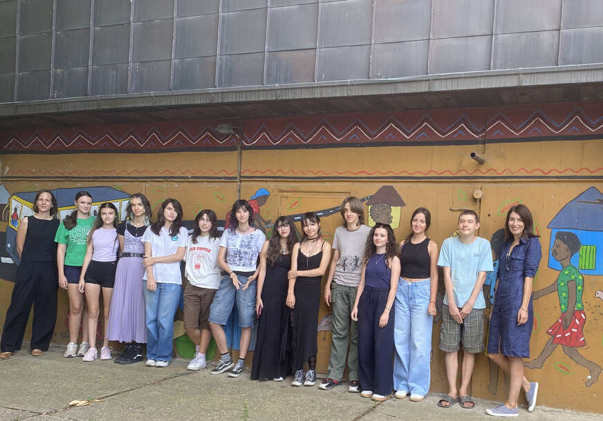 (FOTO) U Muzeju afričke umetnosti: Otvaranje izložbe „Boje Afrike” i poseban program povodom Dana nesvrstanih