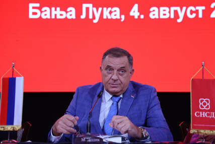 Presudu tumači ko kako stigne: Hoće li Milorad Dodik ostati na čelu SNSD