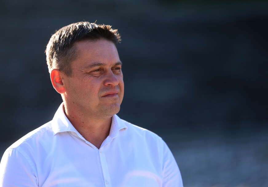 božidar nikoletić direktor np kozara 