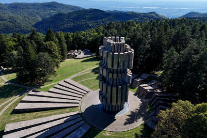 nacionalni park kozara , spomenik