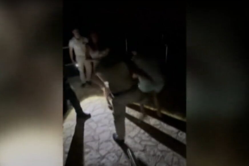 "GUBITE SE IZ LIJEPE NAŠE" Obezbjeđenje napalo Slovence na plaži u Umagu