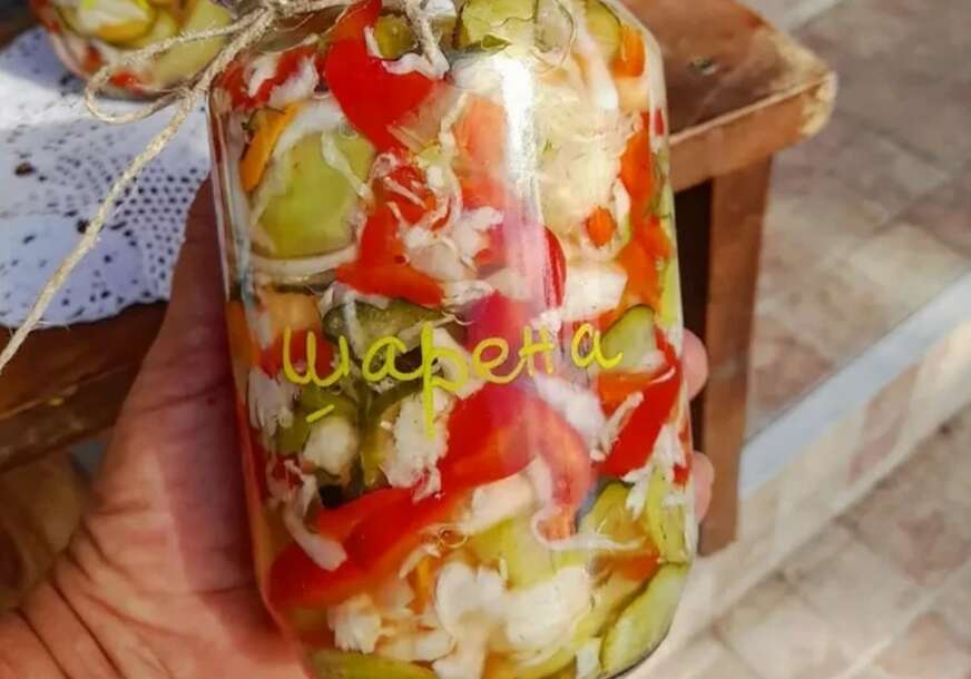 šarena salata
