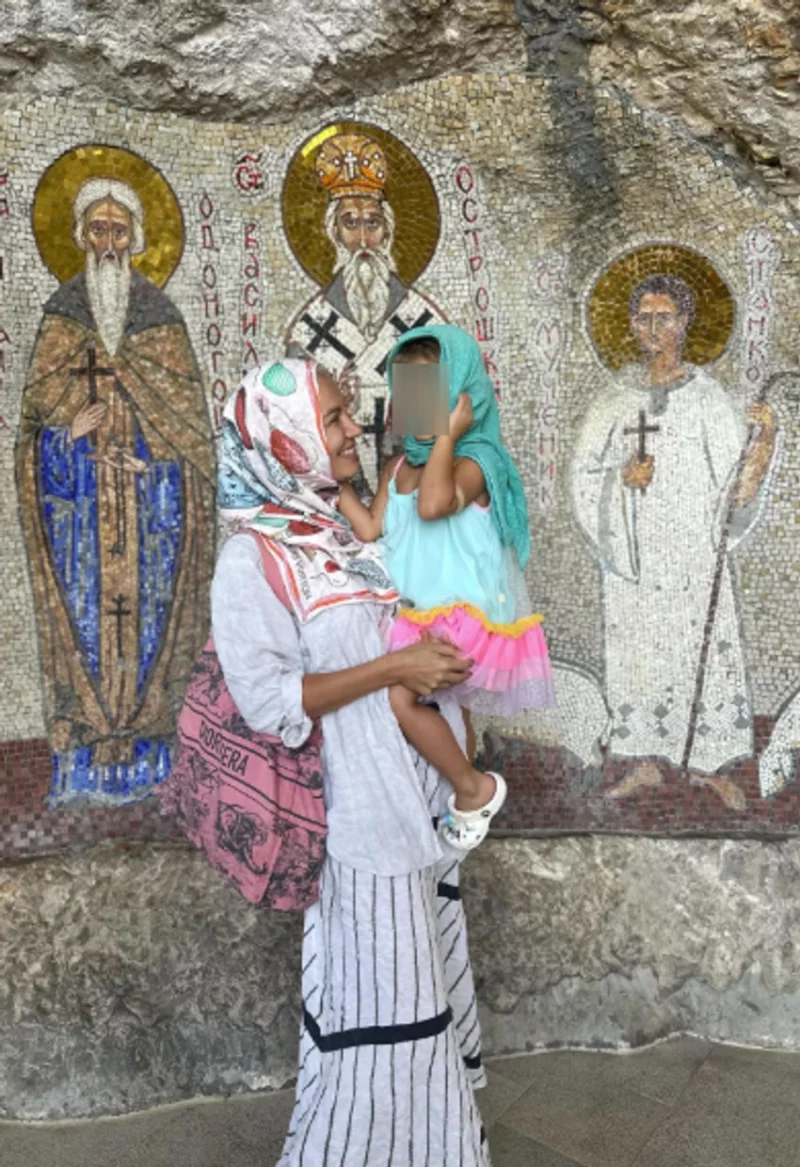 Bojana Ristivojević posjetila manastir Ostrog