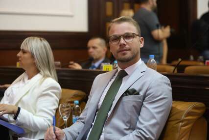 Odobrnici prihvatili Stanivukovićev prijedlog: Sutra vanredna sjednica o zagađenju vazduha i poskupljenju vode u Banjaluci