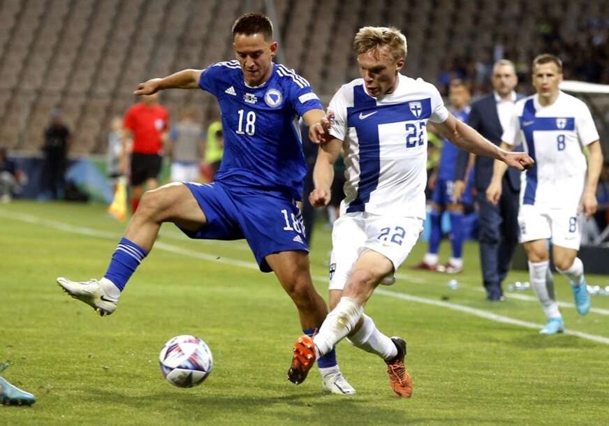 Predstavljen u novom klubu: Amir Hadžiahmetović otišao u Čempionšip