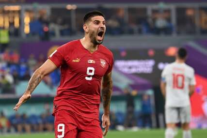 Obukao novi dres: Aleksandar Mitrović prešao u drugi klub, najbolji srpski strijelac gnijezdo svio u KATARU