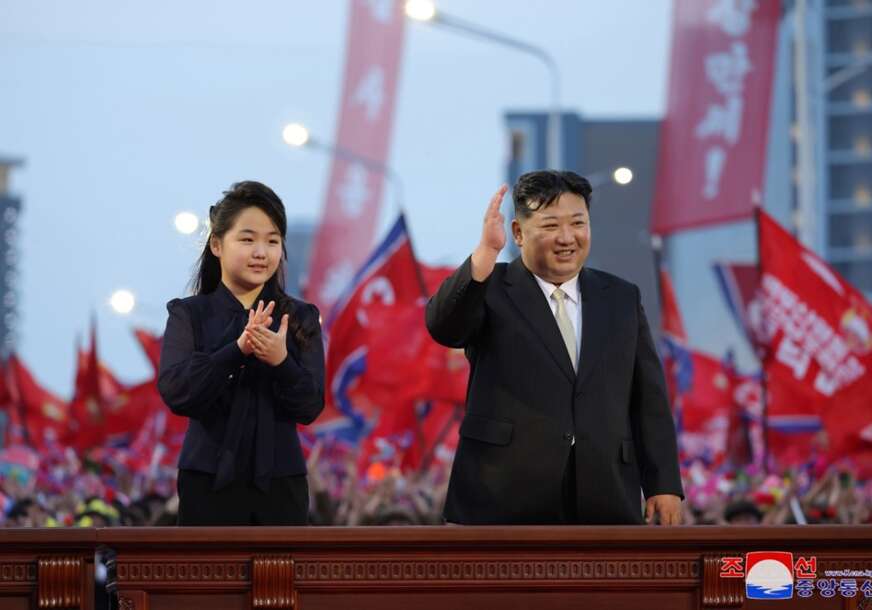 KIM DZON UN SA ĆERKOM Kim Džu Ae
