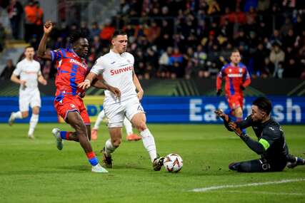(FOTO) Biće bogatiji za 20 miliona evra: Jan Karlo Simić stiže kod Rajkovića