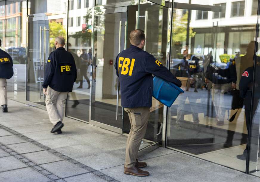 Zaposlenici u bolnici, životinje kod veterinara: FBI spalio drogu U AZILU ZA ŽIVOTINJE, nastao haos