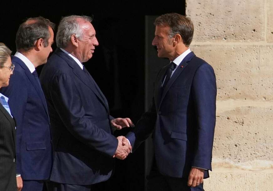 Fransoa Bajru i Emanuel Makron