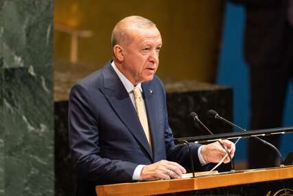 Želi da izgladi napete odnose: Erdogan planira kupovinu američkih aviona