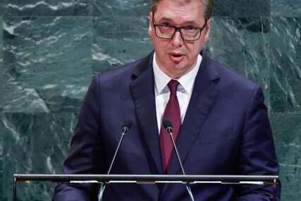 "KiM za nas nije parče zemlje, već KOLIJEVKA" Aleksandar Vučić na Generalnoj skupštini UN, poručio da Srbija NIJE TAMPON ZONA, već most koji povezuje