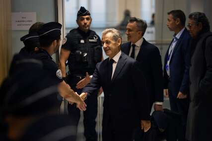 SARKOZI PROGLAŠEN KRIVIM Bivši predsjednik Francuske uzeo MILIONE od Gadafija za kampanju