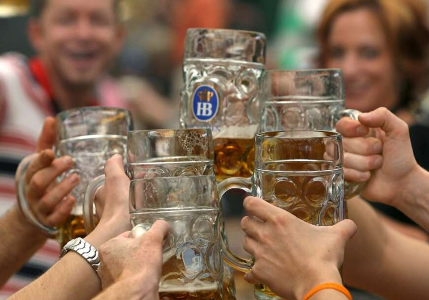 Cijene otišle u nedogled: Prvi veliki šatori na Oktoberfestu objavili cjenovnike