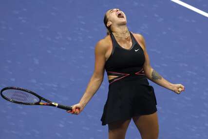 Ide po voznom redu: Sabalenka, nakon izgubljenog prvog seta, savladala rivalku