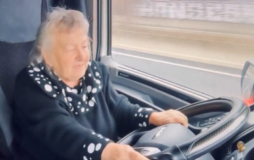 (VIDEO) "Za mene je to odmor" Baka Rosa (76) je najstarija žena koja VOZI KAMION, u penziju ne želi, a ovo su njeni rituali kojih se uvijek drži