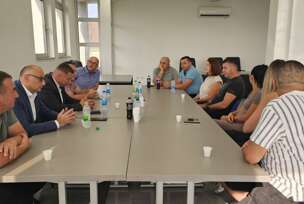 FOTO:  USTUPLJENA FOTOGRAFIJA