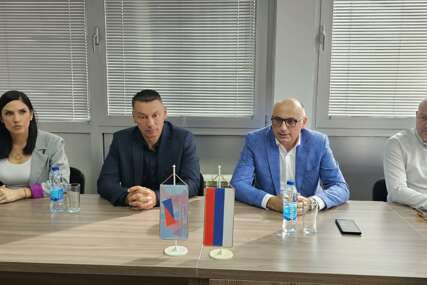 (FOTO) Banjac i Nešić u Kozarskoj Dubici: Jedinstvo kao garant stabilnosti, snažne nacionalne politike i razvoja