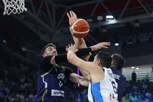 Aleksandar Lazić u meču sa Grčkom