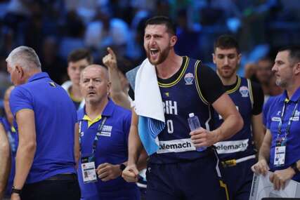 "Neka sudije puste da se igra kako treba" Jusuf Nurkić zadovoljan zbog pobjede nad Grčkom, ključevi osmine finala u rukama BiH