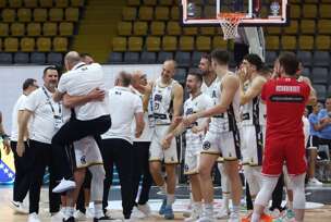 košarkaši BiH slave ulazak u osminu finala Eurobasketa