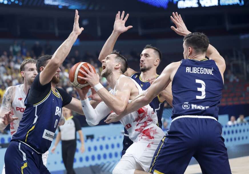(FOTO, VIDEO) Tako blizu, a tako daleko: BiH nakon velike borbe izgubila od Poljske u osmini finala Eurobasketa