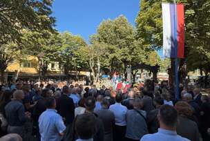 FOTO: NARODNI FRONT