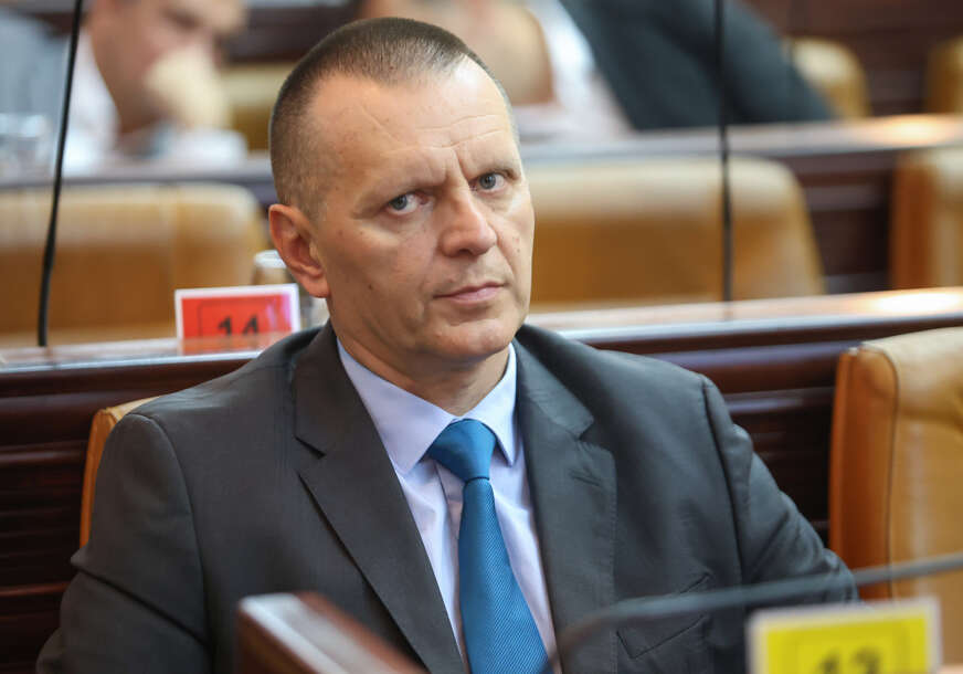 Dragan Lukac, Vanredna sjednica Grada Banja Luka, Javna rasvjeta