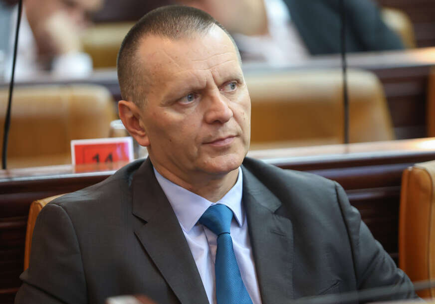 Dragan Lukac, Vanredna sjednica Grada Banja Luka, Javna rasvjeta