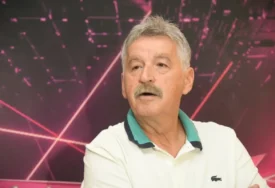 (FOTO) Godinama je krije od javnosti: Evo kako izgleda žena Dragana Stojkovića Bosanca