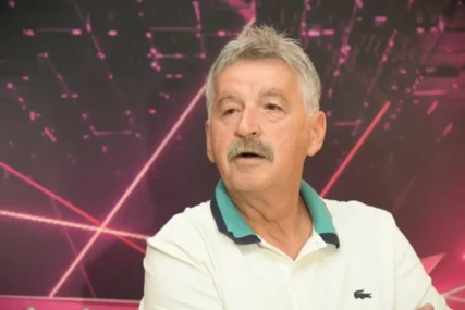 (FOTO) BOSANAC DANAS SLAVI ROĐENDAN Muzički kompozitor trenutno se suočava sa teškim momentima u životu