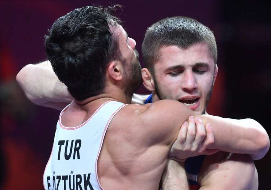 Emin Seferšajev (desno) u akciji