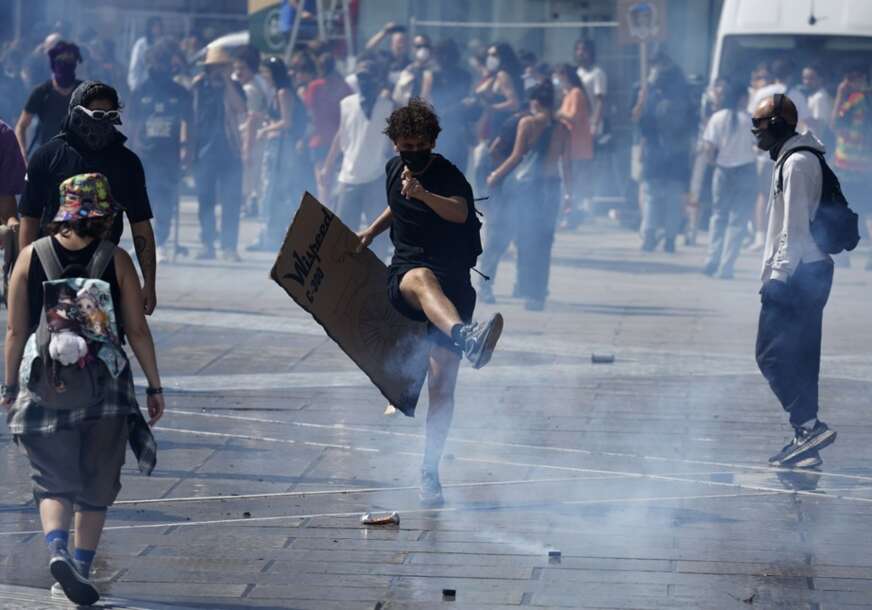 Francuska protest, policija, haos