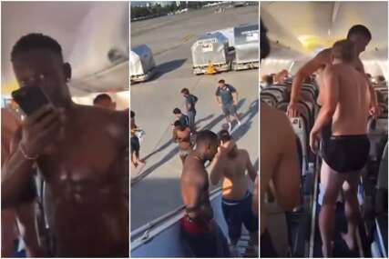 Fudbaleri Monaka poskidali se u avionu