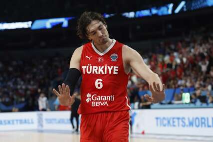 "Da li se sjećate ovog dječaka" Trenirao u Bosni, a večeras igra finale Eurobasketa
