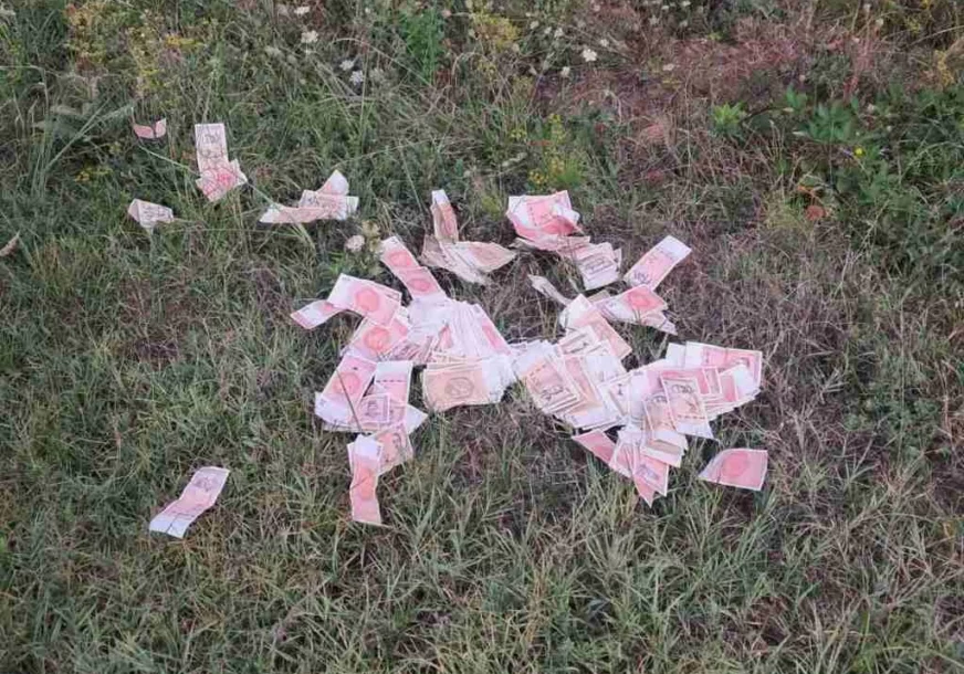 (FOTO) VELIKA PLJAČKA U TUZLI Iz kockarnice ukradeno 75.000 KM, uhapšeno 5 osoba