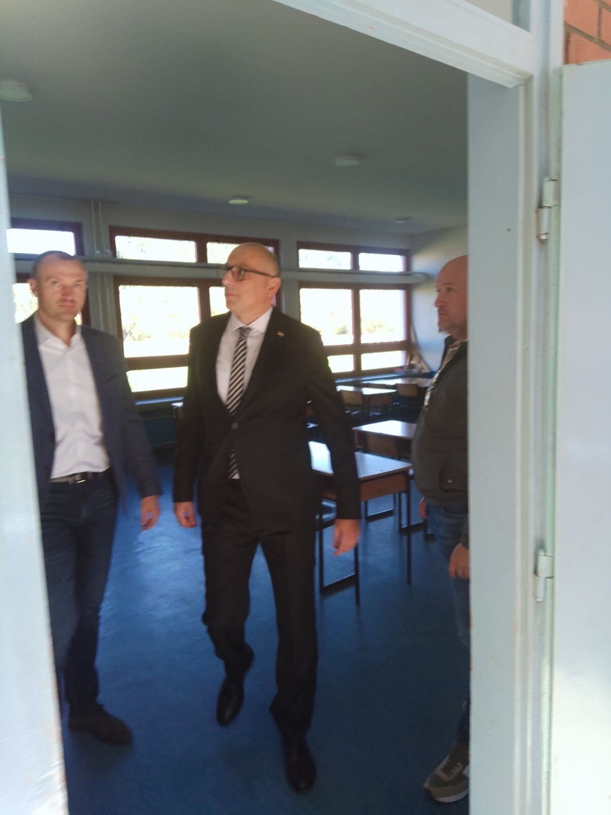 FOTO: USTUPLJENA FOTOGRAFIJA
