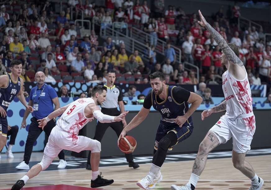 Jusuf Nurkić u meču sa Poljskom