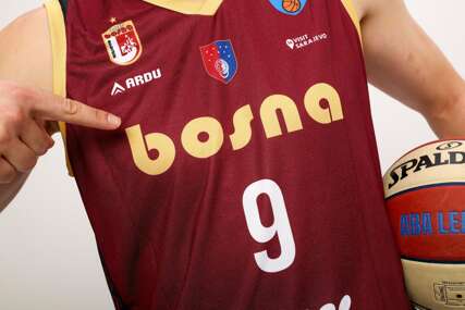novi dres KK Bosna