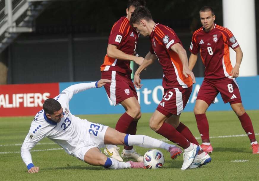 Dušan Vlahović u akciji protiv Letonije