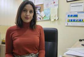 Muče vas bolovi u leđima, vratu ili ramenima? Možda tijelo pokušava nešto reći