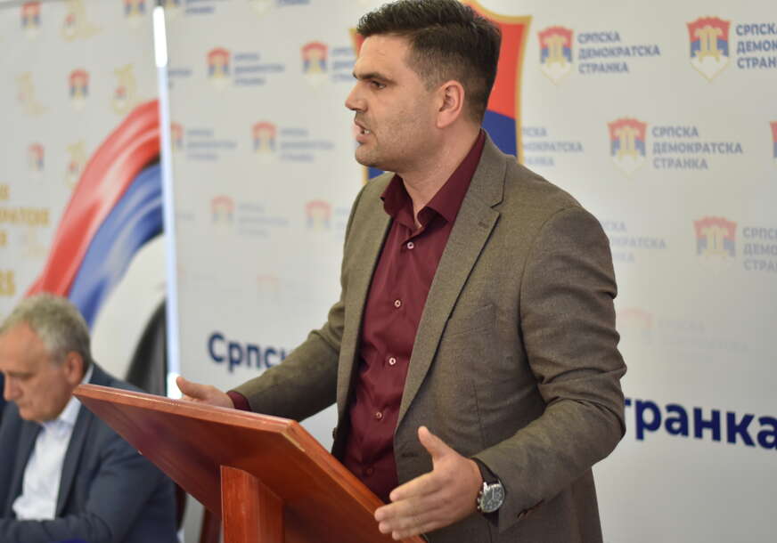 "Ni nama se ne sviđaju svi potezi drugih opozicionih partija" Petrović otkriva šta se desilo na sastanku SDS i PDP, stavio tačku na OVE SPEKULACIJE